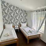 Apartamento Residenz Benni 3 Mit Beheiztem Grossem Pool