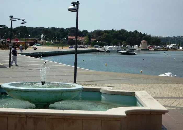 Residenz Benni 3 Mit Beheiztem Grossem Pool *