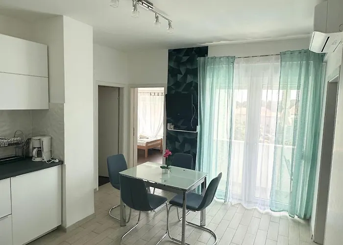 Appartement Residenz Benni 3 Mit Beheiztem Grossem Pool Medulin