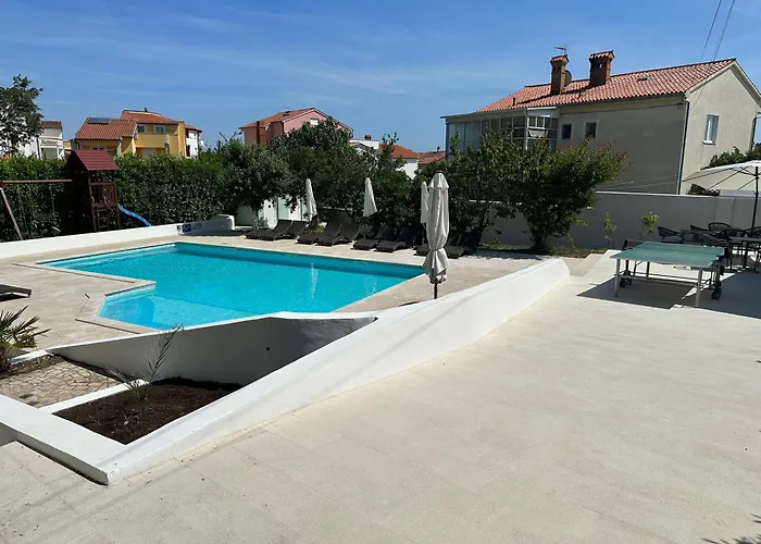 Appartement Residenz Benni 3 Mit Beheiztem Grossem Pool Medulin