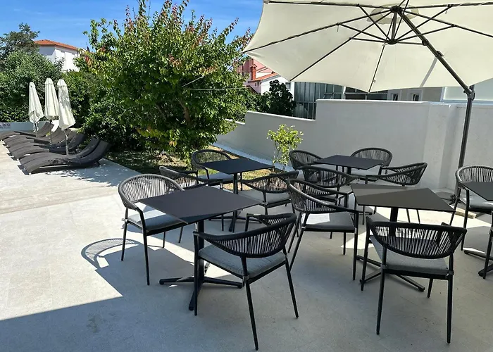 Residenz Benni 3 Mit Beheiztem Grossem Pool