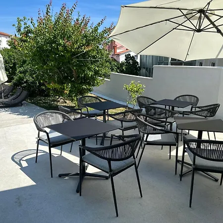 Residenz Benni 3 Mit Beheiztem Grossem Pool